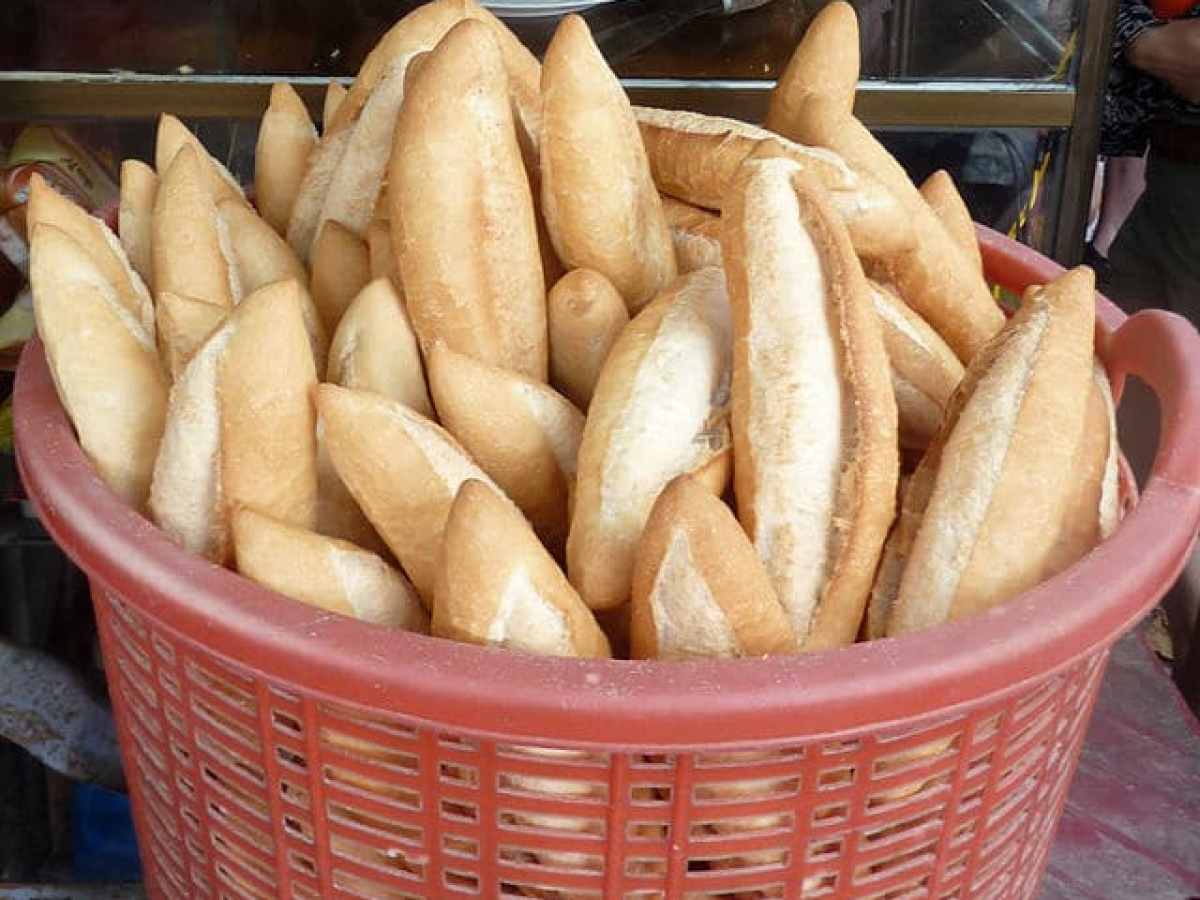 a basket of fries