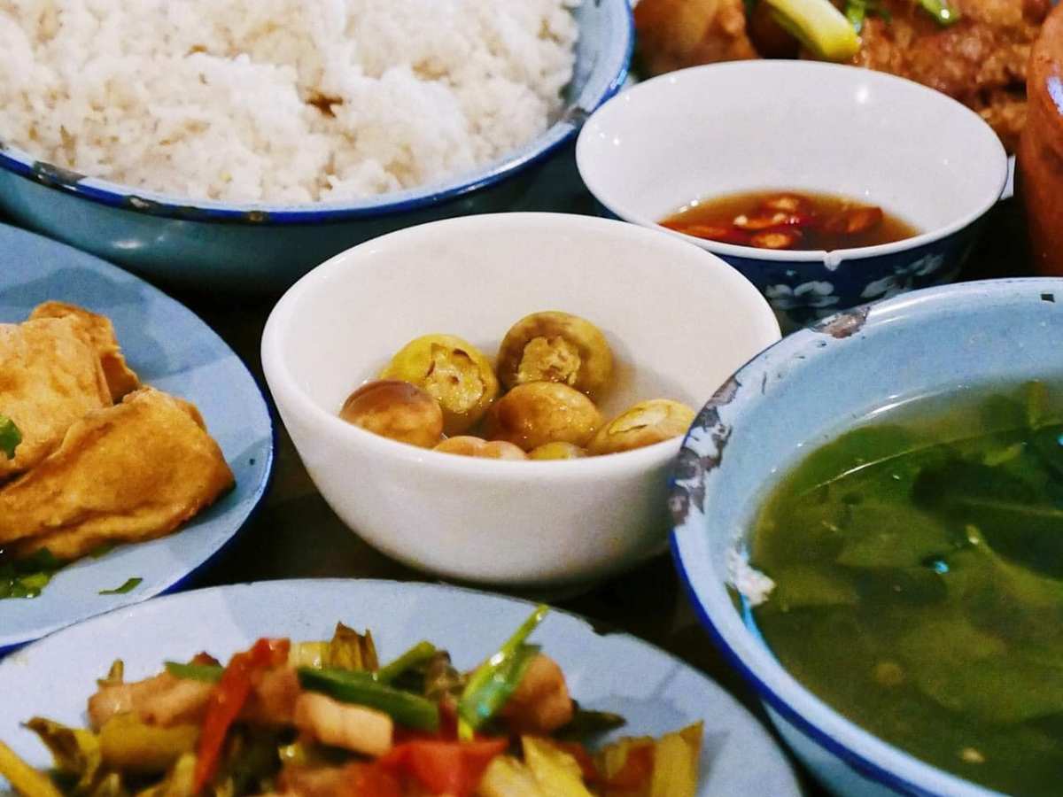 a bowl of food on a table
