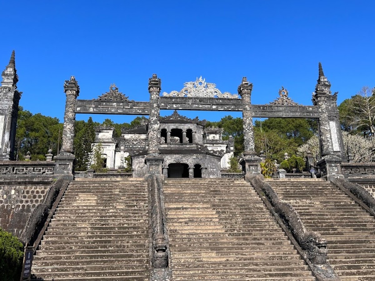 a large stone building
